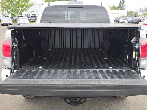 Used 2023 Toyota Tacoma TRD Sport w/ Advanced Technology Package AWD/4WD image 15