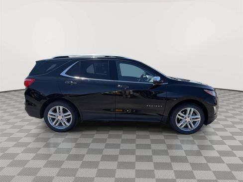 Used 2019 Chevrolet Equinox Premier AWD/4WD image 4