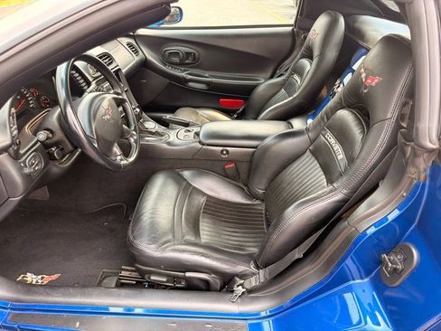 Used 2002 Chevrolet Corvette Convertible w/ Preferred Equipment Group2 RWD image 11