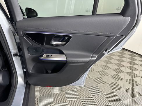 Certified 2025 Mercedes-Benz GLC 300 4MATIC image 18