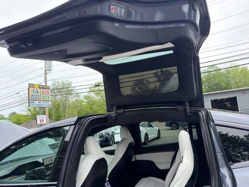 Used 2023 Tesla Model X AWD/4WD image 26