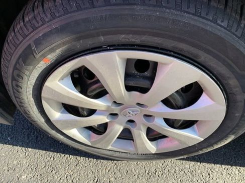 Certified 2025 Toyota Corolla LE image 11