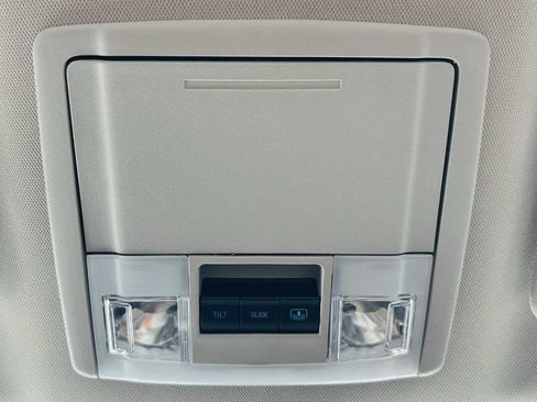 Used 2017 Ford Explorer Platinum AWD/4WD image 49