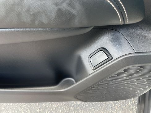 Certified 2026 GMC Terrain Elevation w/ Elevation Premium Package FWD image 18