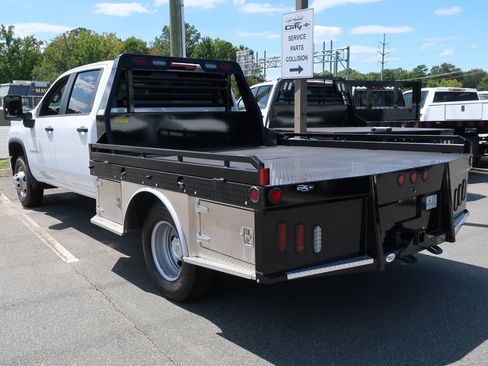 New 2025 Chevrolet Silverado 3500 W/T w/ WT Convenience Package image 6