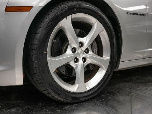 Used 2015 Chevrolet Camaro SS image 3