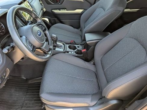 Certified 2025 Subaru Forester Premium AWD/4WD image 13