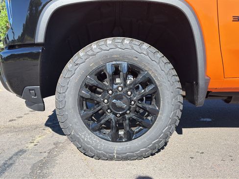 New 2026 Chevrolet Silverado 3500 LT w/ Trail Boss Package AWD/4WD image 6