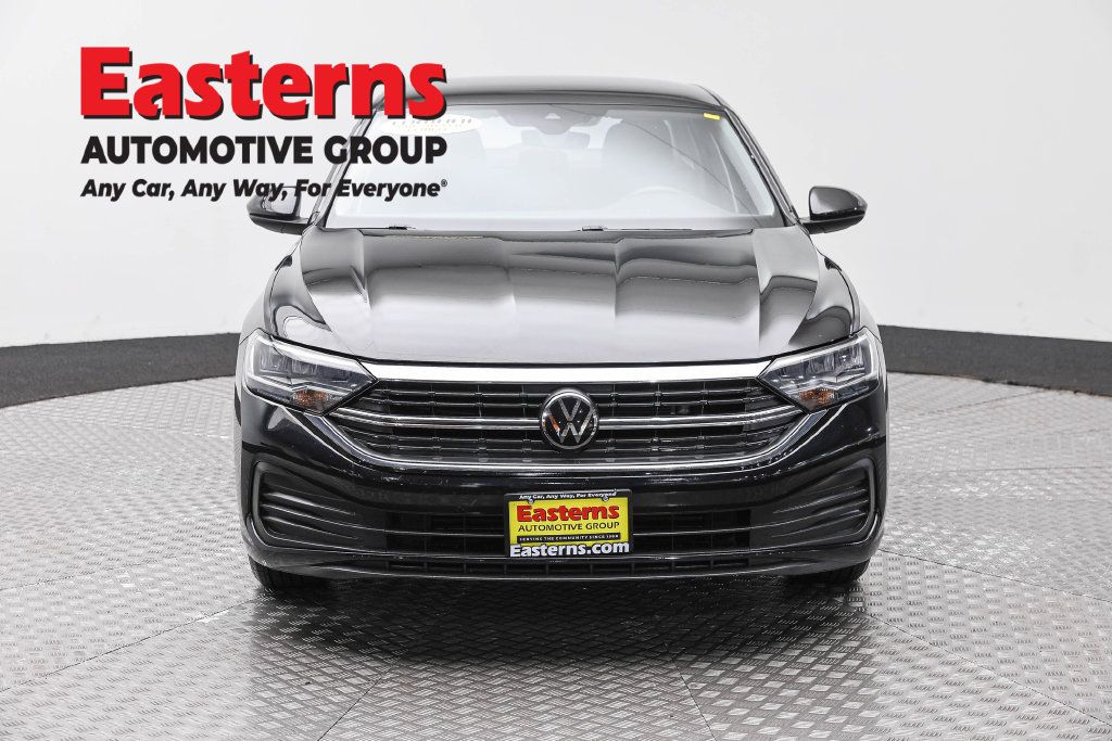 Used 2024 Volkswagen Jetta S FWD image 4