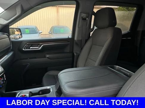 Used 2023 Chevrolet Silverado 1500 RST AWD/4WD image 10
