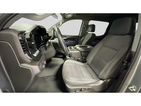 Used 2024 Chevrolet Silverado 1500 LT AWD/4WD image 10