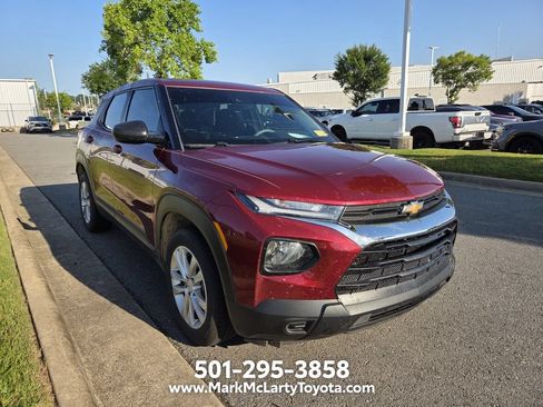 Used 2022 Chevrolet TrailBlazer LS FWD image 3