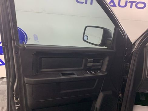 Used 2014 RAM 1500 Express image 16