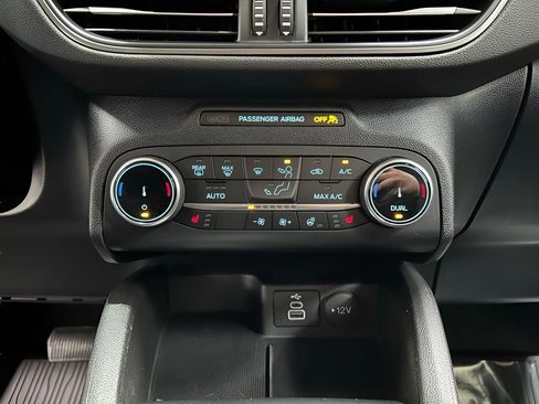Certified 2024 Ford Escape Active w/ Cold Weather Package FWD image 23