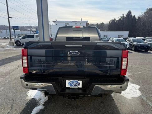 Used 2022 Ford F250 Lariat w/ Chrome Package image 6