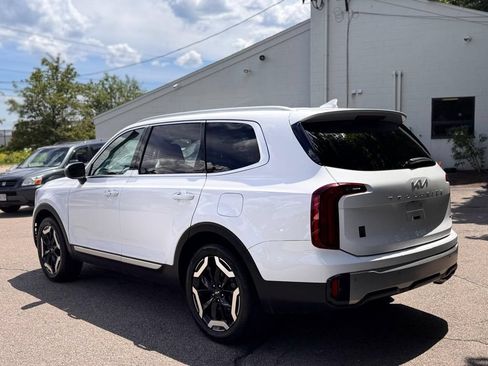 Used 2023 Kia Telluride S w/ S Sunroof Package AWD/4WD image 4