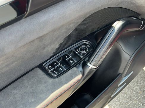 Used 2016 Porsche Cayenne GTS image 12