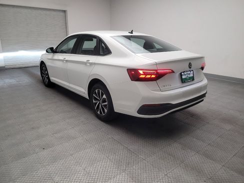 Used 2022 Volkswagen Jetta S image 5