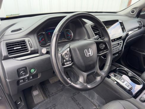 Used 2021 Honda Pilot Touring image 13