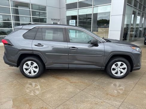 Used 2020 Toyota RAV4 LE w/ All Weather Liner Package AWD/4WD image 8