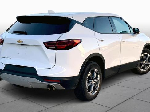 Used 2025 Chevrolet Blazer LT image 11