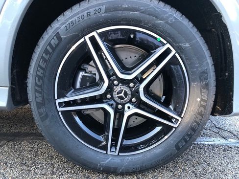 New 2026 Mercedes-Benz GLE 450 4MATIC image 9