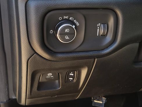 Used 2022 RAM 1500 Big Horn RWD image 20