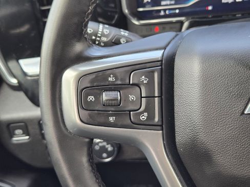 Used 2023 Chevrolet Silverado 1500 LT AWD/4WD image 25