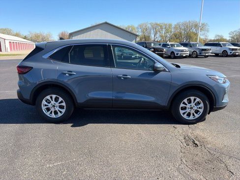 Used 2024 Ford Escape Active w/ Tech Pack #2 AWD/4WD image 6