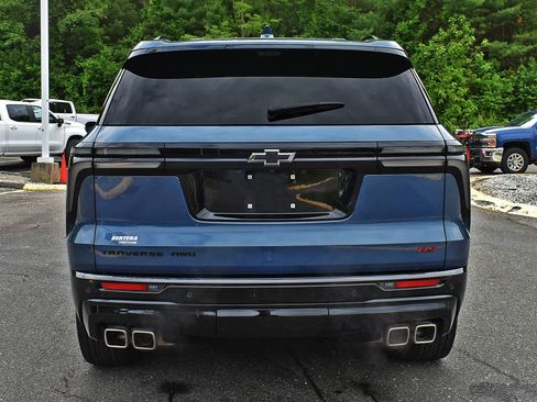 Used 2024 Chevrolet Traverse RS AWD/4WD image 7