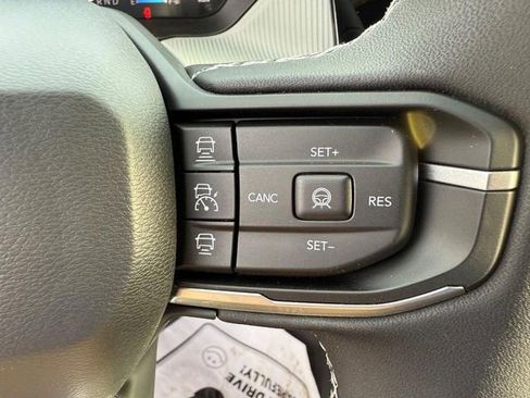 New 2026 Jeep Cherokee Laredo AWD/4WD image 19
