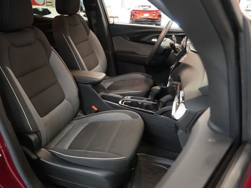 Used 2023 Chevrolet TrailBlazer LT w/ Convenience Package FWD image 33