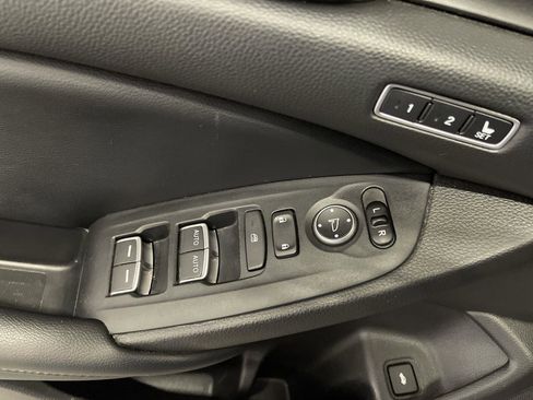 Used 2018 Honda Accord Touring image 13