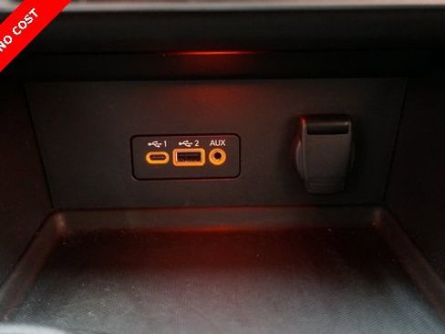 Used 2022 Nissan Sentra SV image 18