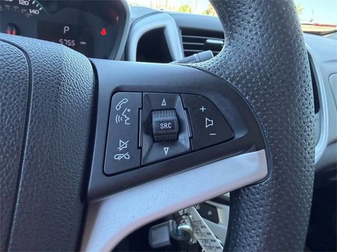 Used 2017 Chevrolet Sonic LT image 26