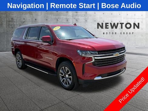 Used 2023 Chevrolet Suburban LT RWD image 1