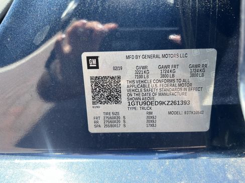 Used 2019 GMC Sierra 1500 SLT w/ SLT Premium Package AWD/4WD image 33