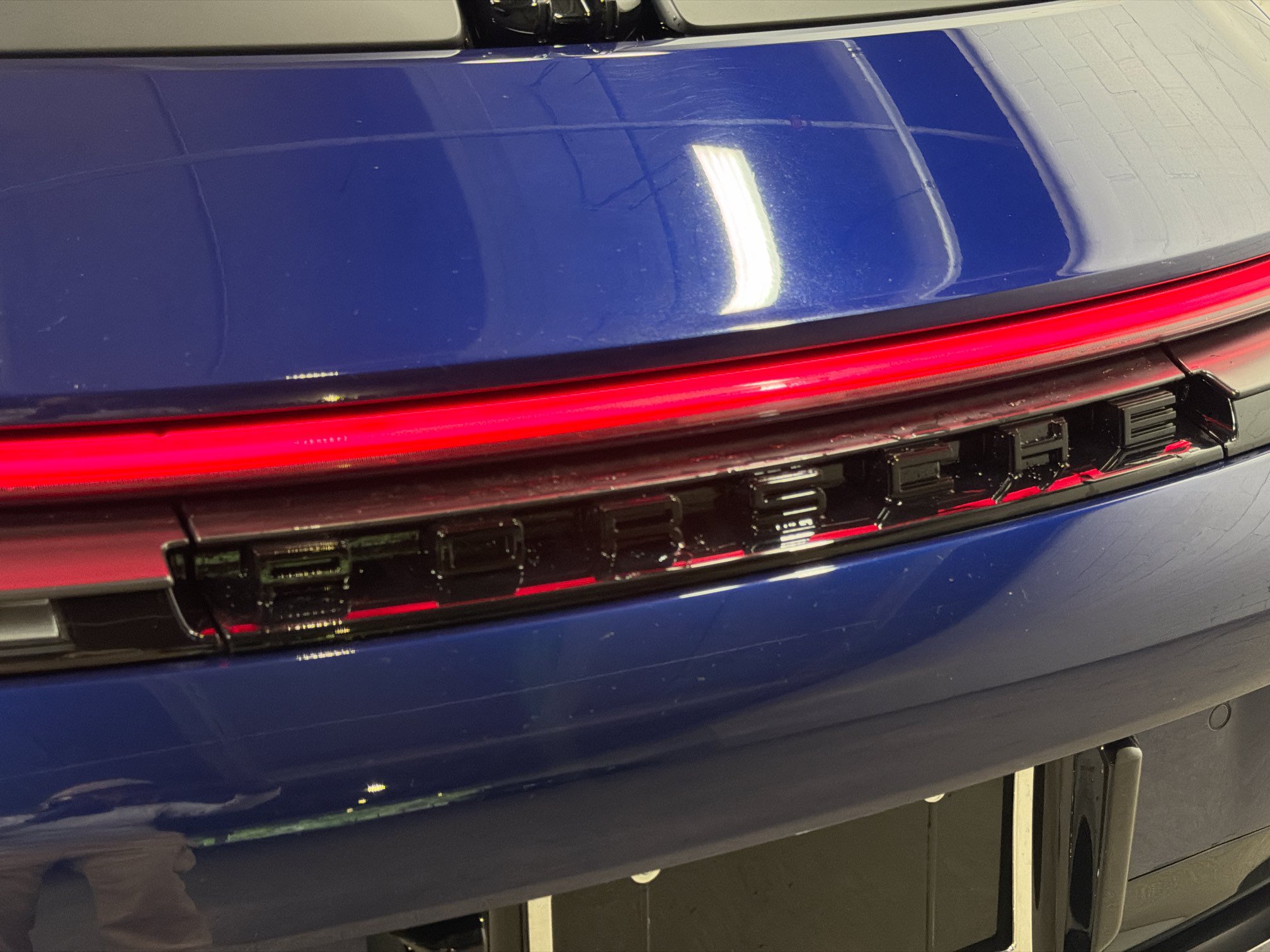 Certified 2025 Porsche 911 Targa 4 GTS AWD/4WD image 12