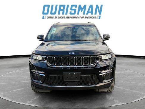 Used 2023 Jeep Grand Cherokee Limited w/ Luxury Tech Group II image 8