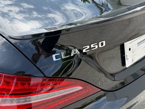 Used 2019 Mercedes-Benz CLA 250 image 9