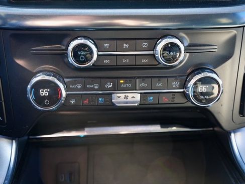 Used 2021 Ford F150 Limited image 23