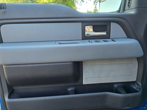 Used 2013 Ford F150 XLT w/ Mid Equipment Group AWD/4WD image 27