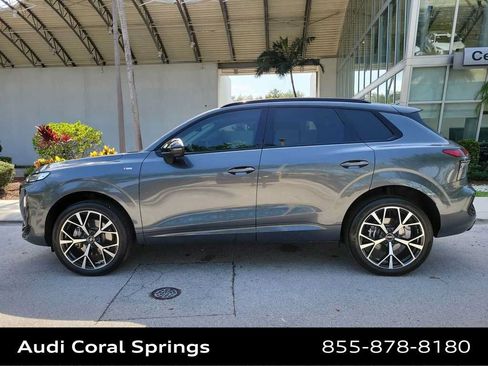 Certified 2026 Audi Q3 quattro 2.0T w/ 20" Wheel Package AWD/4WD image 11