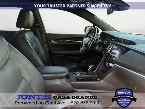 Used 2020 Cadillac XT5 Premium Luxury AWD/4WD image 15