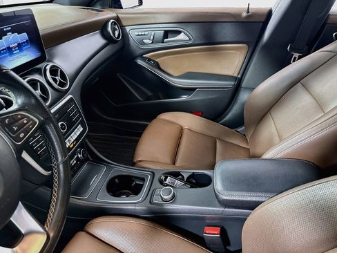 Used 2019 Mercedes-Benz CLA 250 4MATIC image 23
