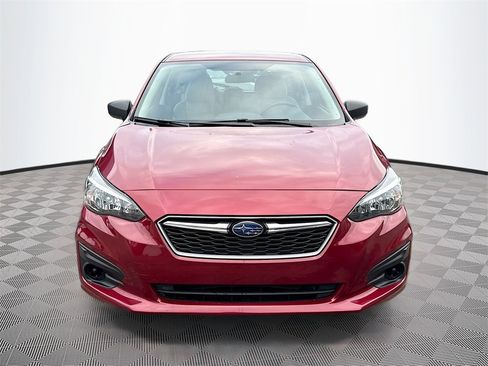 Used 2019 Subaru Impreza 2.0i image 2