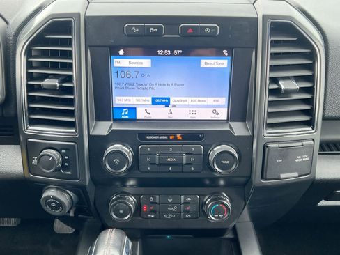 Used 2019 Ford F150 XLT w/ Equipment Group 302A Luxury AWD/4WD image 26