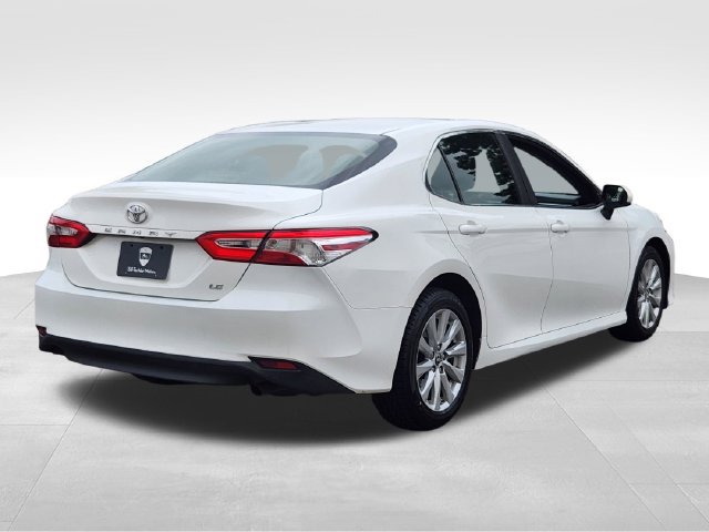 Used 2018 Toyota Camry LE FWD image 8