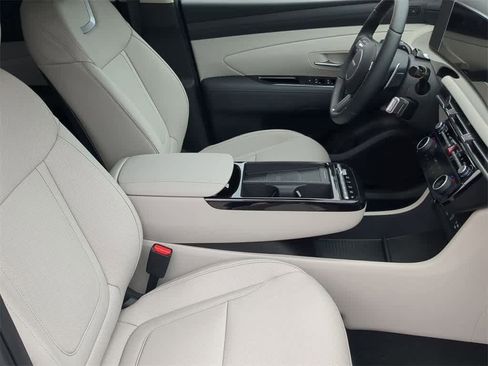 New 2026 Hyundai Tucson Limited image 23
