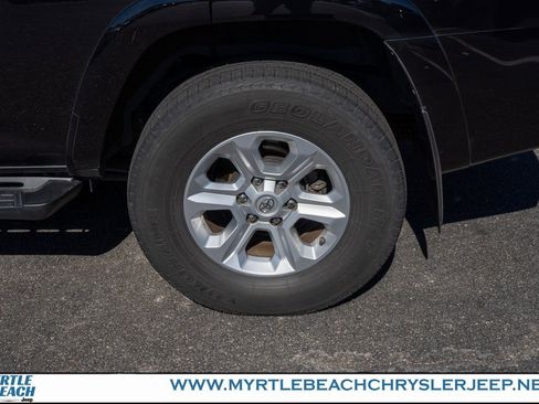 Used 2021 Toyota 4Runner SR5 Premium w/ Moonroof Package image 12